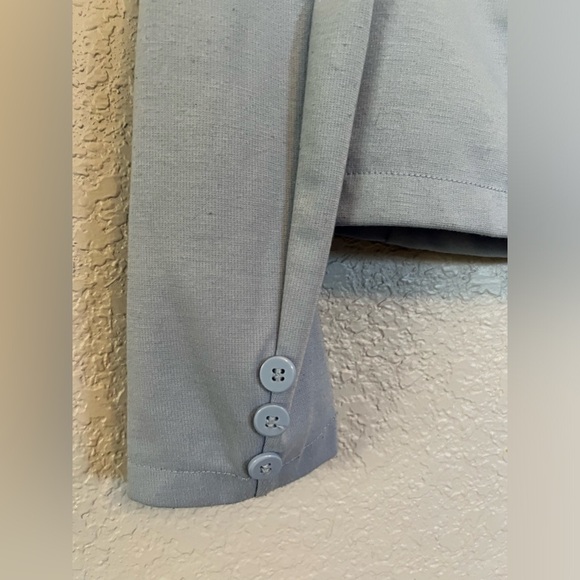 Metropolis | Small | Light Blue Blazer - Picture 3 of 7